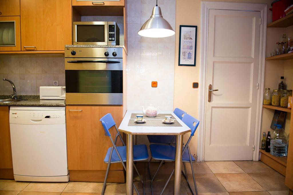 Lovely Apartment At Park Gueell Βαρκελώνη Δωμάτιο φωτογραφία