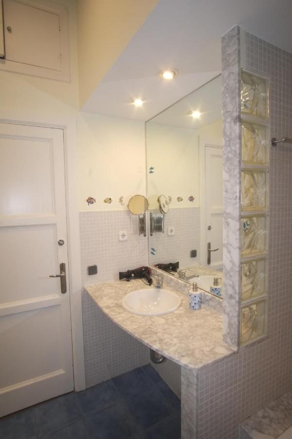 Lovely Apartment At Park Gueell Βαρκελώνη Εξωτερικό φωτογραφία